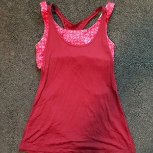 Lululemon tank with built in bra